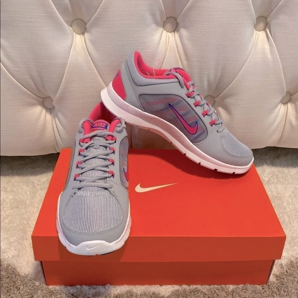 SOLD!!!   NIKE Women’s Flex Trainer 4 Sneaker Size 8M - Picture 4 of 12